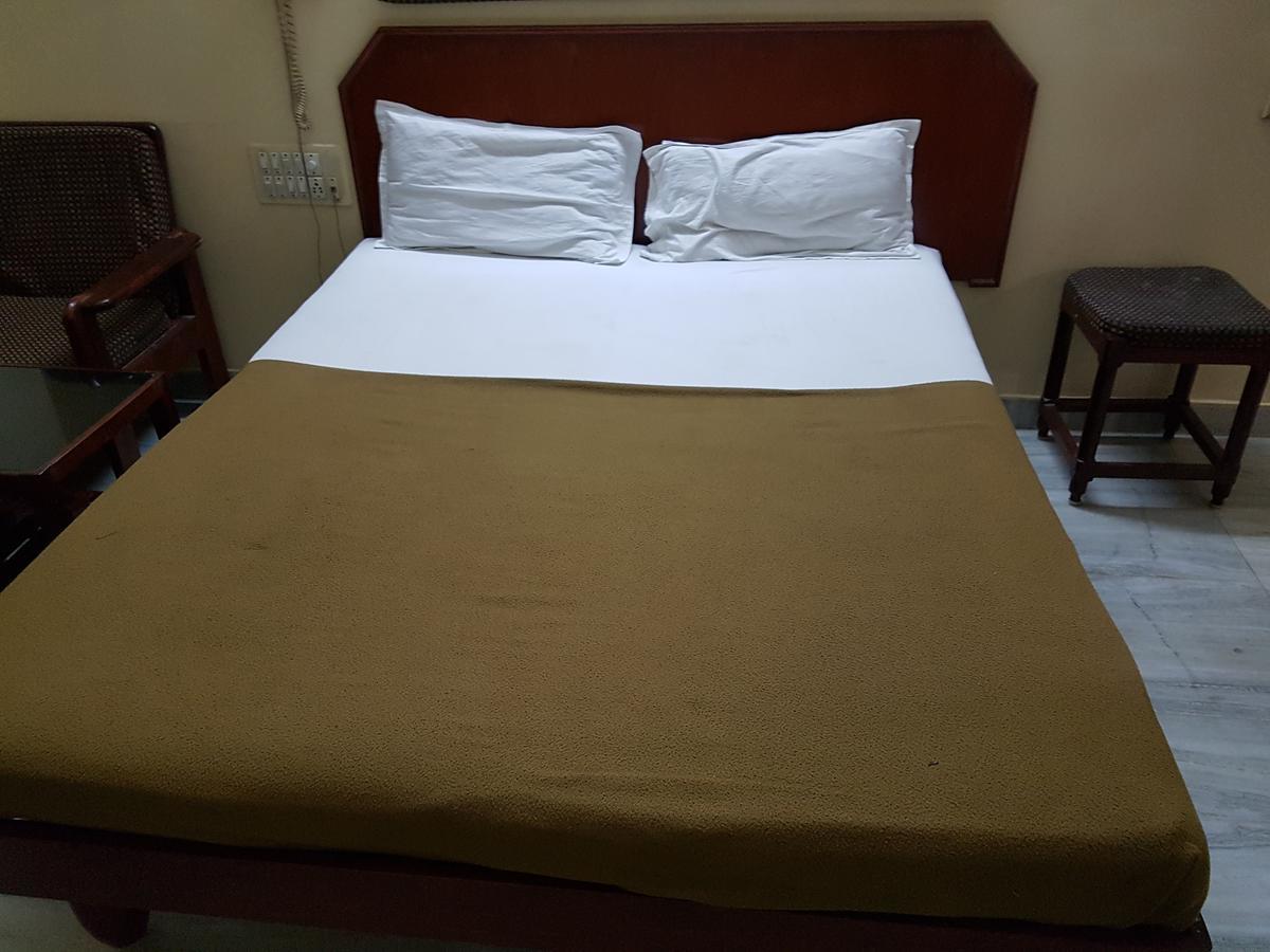 Sri Sai Residency Hotel Tirupati Luaran gambar