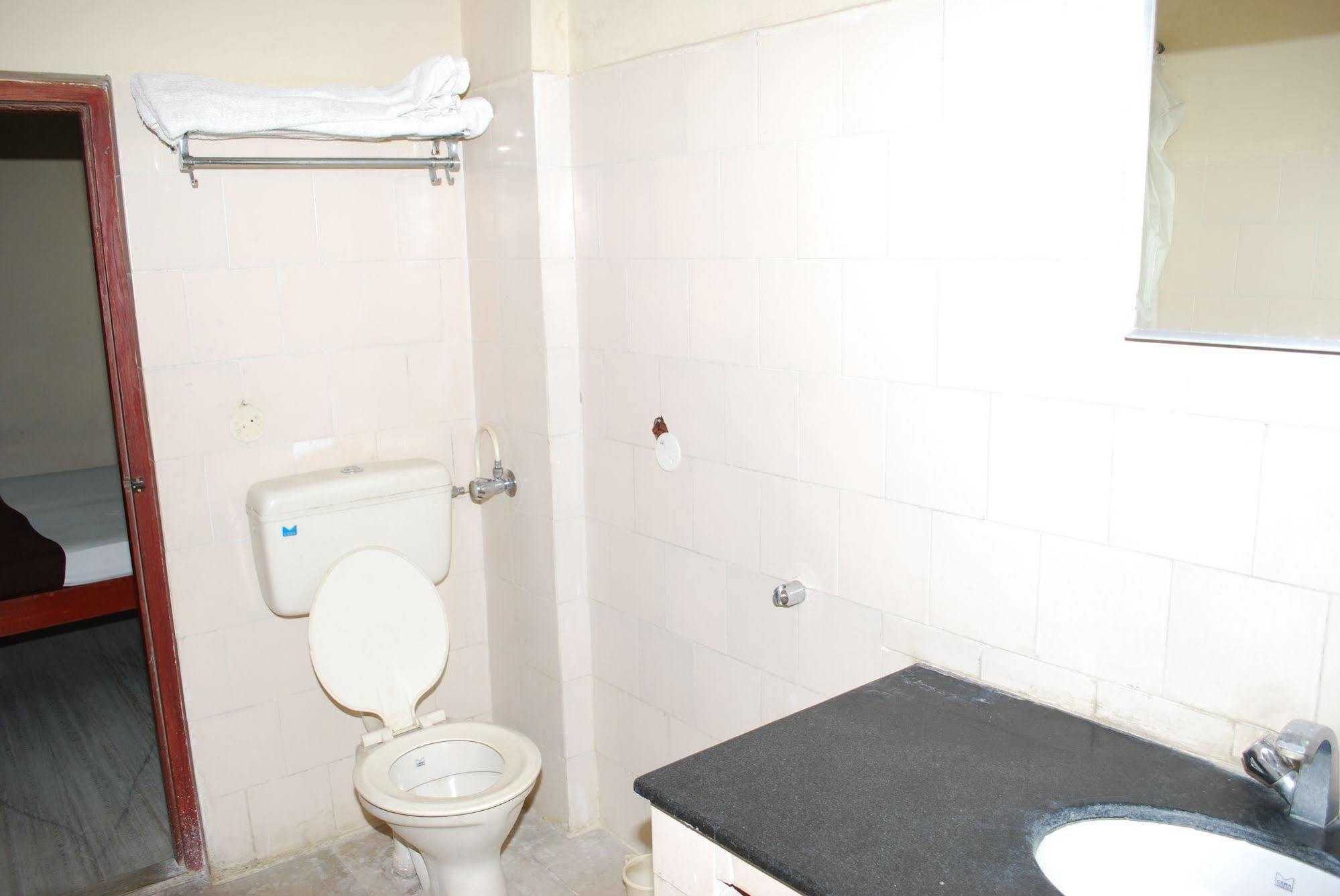 Sri Sai Residency Hotel Tirupati Luaran gambar