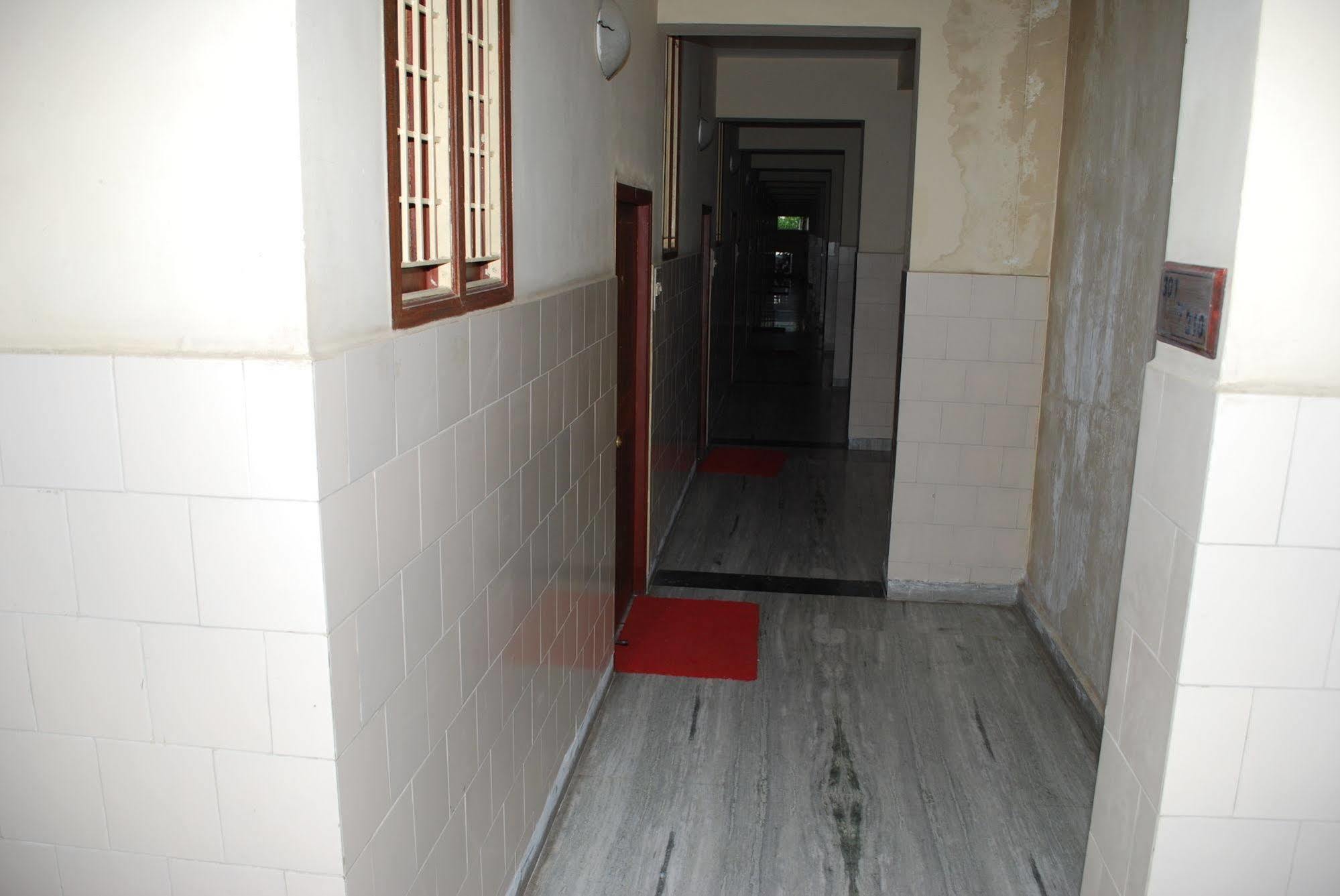 Sri Sai Residency Hotel Tirupati Luaran gambar